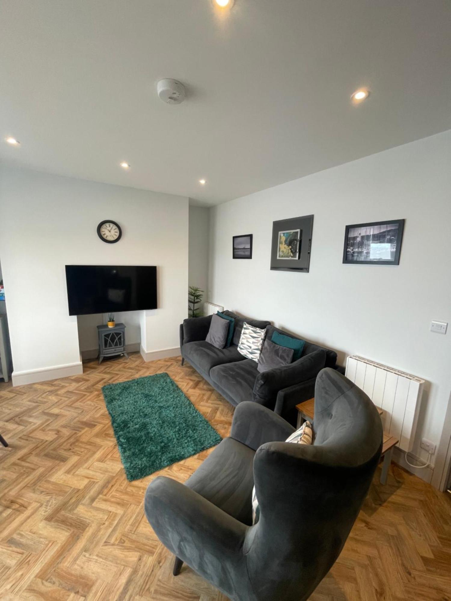 Superb 2 Bedroom Sea View Flat Scarborough Esterno foto